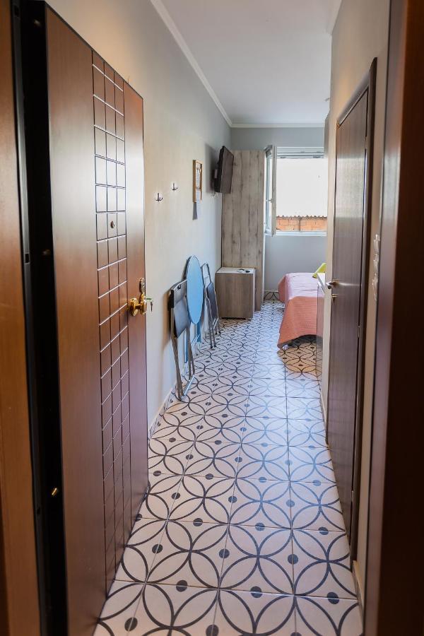 Modiano Studios Center-Your Urban Stay سالونيك المظهر الخارجي الصورة