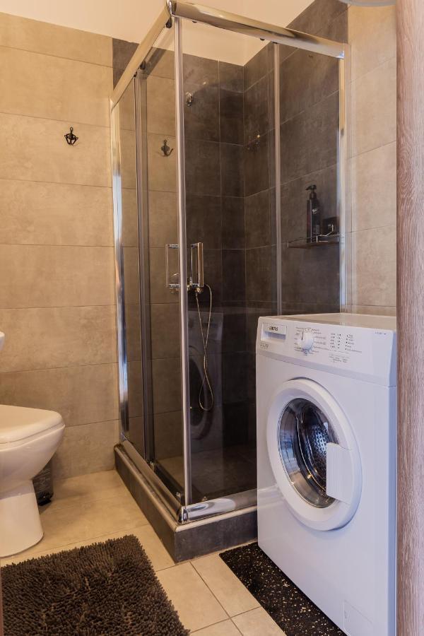 Modiano Studios Center-Your Urban Stay سالونيك المظهر الخارجي الصورة